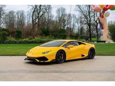 Jaune Occasion 2016 Lamborghini Huracán Coupé | 208 900 € (Prix juste)