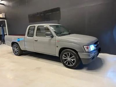 occasion Toyota HiLux PICK UP 2.4 D