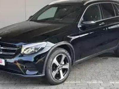 Mercedes GLC300