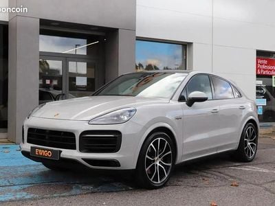 Gris Occasion 2023 Porsche Cayenne Platinum Edition SUV | 77 890 € (Bon prix)