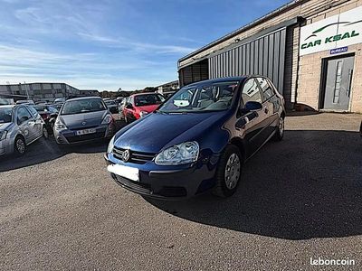 Bleu Occasion 2005 VW Golf Trendline Berline | 4 999 €