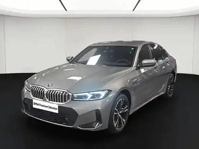 Skyscraper grau metallic Occasion 2025 BMW 330 Comfort Edition Berline | 48 990 € (Prix assez cher)