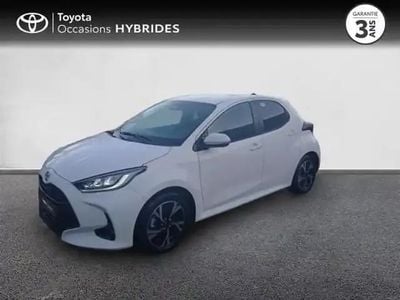 Blanc Nouvelle 2025 Toyota Yaris Hybrid Design Berline | 24 480 € (Prix juste)