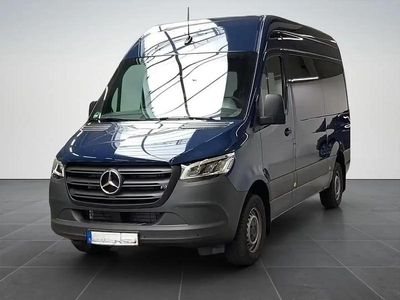 Bleu Occasion 2024 Mercedes Vito Van | 55 400 €