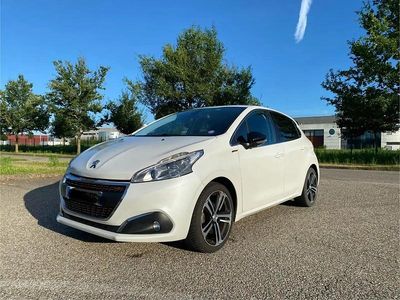 Occasion 2016 Peugeot 208 GT-line Citadine | 8 000 € (Prix juste)
