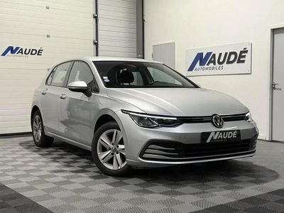 Gris Occasion 2020 VW Golf VIII Life Berline | 16 990 € (Prix assez cher)