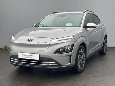 Shimmering silver métal Occasion 2022 Hyundai Kona SUV | 24 990 € (Prix juste)