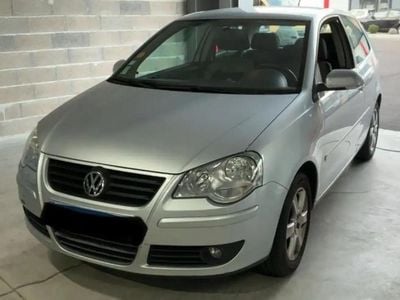 Gris Occasion 2009 VW Polo United Berline | 6 777 € (Prix cher)