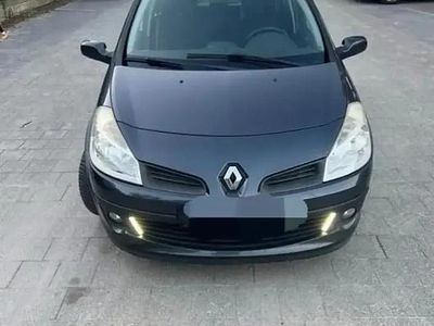 Occasion 2007 Renault Clio II Berline | 1 800 € (Prix juste)