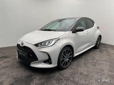 Gris Occasion 2022 Toyota Yaris Hybrid Sport | 22 300 € (Prix juste)