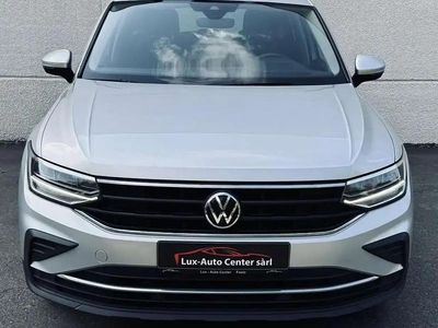 Argent Occasion 2021 VW Tiguan Life SUV | 21 900 € (Prix assez cher)