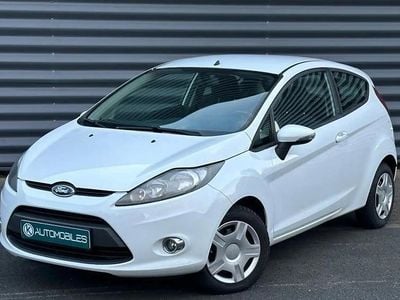 Blanc Occasion 2012 Ford Fiesta Ambiente Citadine | 5 490 € (Prix juste)