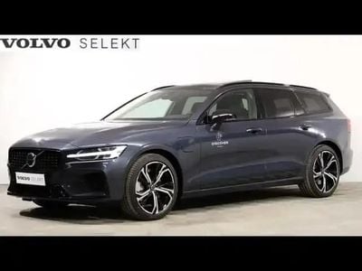 Bleu Occasion 2024 Volvo V60 Plus Break | 59 900 €