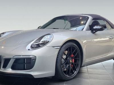 Porsche 911 Carrera 4 GTS