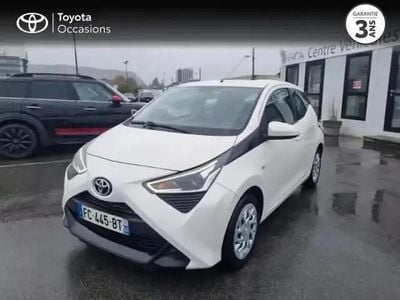 Blanc Occasion 2018 Toyota Aygo X-play Citadine | 11 480 € (Prix assez cher)
