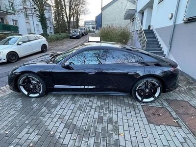 Noir Occasion 2020 Porsche Taycan Turbo Berline | 67 000 € (Super prix)