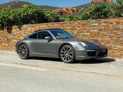 Porsche 911 Carrera