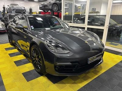 Gris Occasion 2018 Porsche Panamera Sport Turismo Break | 66 990 € (Prix juste)