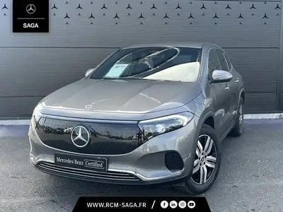 Mercedes EQA250+