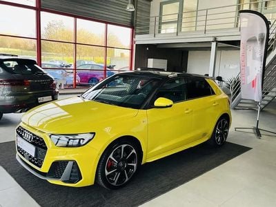 Jaune Occasion 2019 Audi 200 S-Line Citadine | 27 990 €