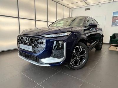 Bleu navarre métallisé Occasion 2026 Audi Q3 Design SUV | 65 999 €