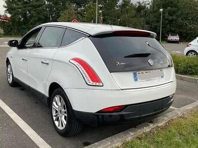 Occasion Lancia Delta Silver 105 ch (77 kW) 2011 Citadine