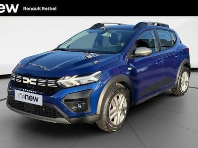 Bleu Occasion 2023 Dacia Sandero Expression Citadine | 14 990 € (Prix juste)
