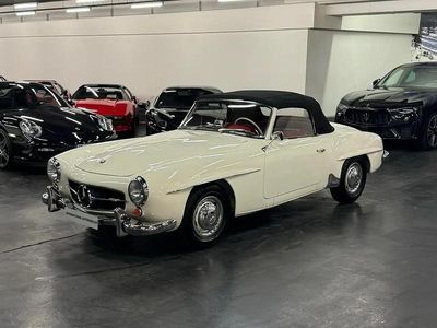 Beige Occasion 1959 Mercedes 190 Berline | 115 000 €