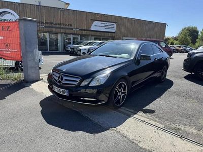 Noir Occasion 2010 Mercedes E220 Coupé | 10 490 €