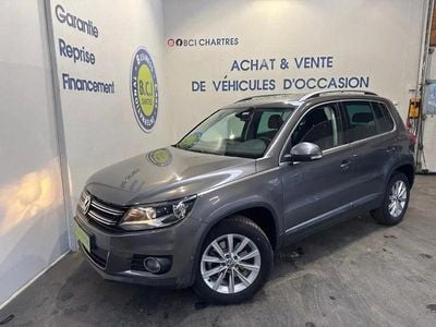 Gris Occasion 2012 VW Tiguan Sportline SUV | 14 990 € (Prix juste)