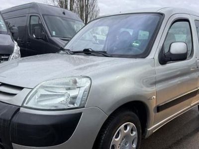 Gris Occasion 2007 Peugeot Partner Monospace | 4 990 €
