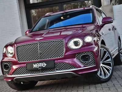 Mauve Occasion 2022 Bentley Bentayga Mulliner SUV | 179 950 € (Prix juste)