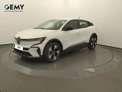 Blanc Occasion 2022 Renault Megane E-Tech Equilibre Berline | 17 890 € (Prix juste)