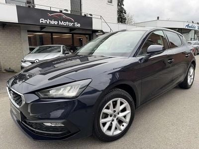 Gris Occasion 2022 Seat Leon Berline | 16 990 € (Bon prix)