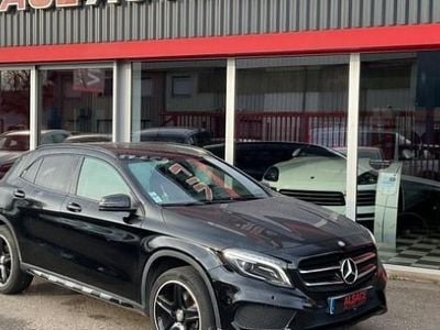 Noir Occasion 2016 Mercedes GLA200 SUV | 17 590 € (Prix cher)