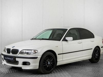 Blanc Occasion 2002 BMW 330 Berline | 15 900 €