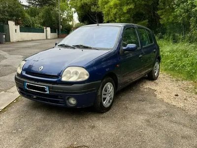 Renault Clio II