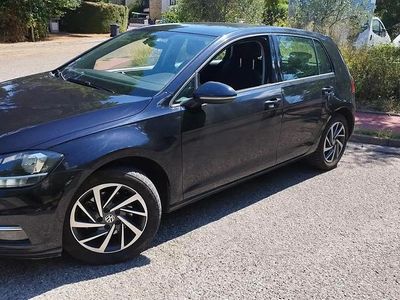 Noir Occasion 2018 VW Golf VII Sound Berline | 12 900 € (Prix juste)