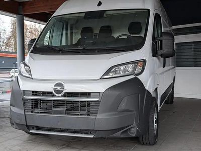 Blanc Nouvelle 2025 Opel Movano Van | 34 680 €