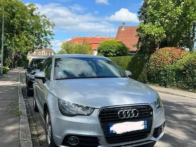 Occasion Audi A1 Attraction 105 ch (77 kW) 2010 Argent Citadine