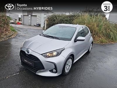 Gris minéral (m) Occasion 2023 Toyota Yaris Hybrid Berline | 18 990 € (Bon prix)