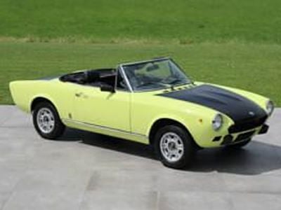 Jaune Occasion 1975 Fiat 124 Spider Cabriolet | 18 500 €