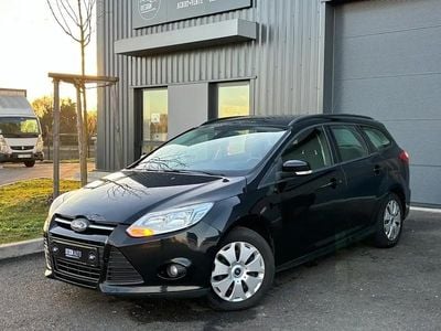 Noir Occasion 2013 Ford Focus Trend Break | 5 990 € (Prix juste)