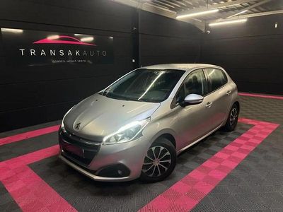 Gris Occasion 2017 Peugeot 208 Active Citadine | 7 490 € (Bon prix)