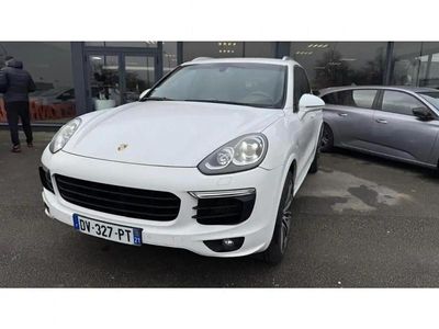 Blanc Occasion 2015 Porsche Cayenne SUV | 43 990 € (Prix assez cher)