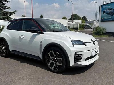 Blanc Occasion 2025 Renault 5 E-Tech Techno Berline | 33 290 € (Prix juste)