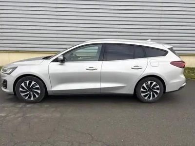 Gris lunaire métallisé Occasion 2024 Ford Focus Business Edition Break | 22 990 € (Prix assez cher)