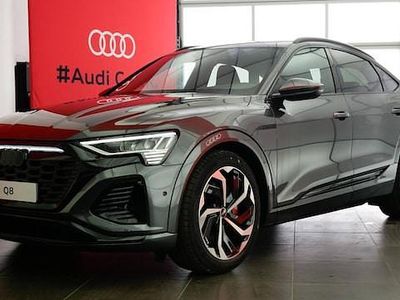 Gris daytona nacré Occasion 2024 Audi Q8 Sportback e-tron S-Line SUV | 89 900 €