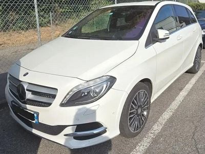 Blanc Occasion 2016 Mercedes B Electric Drive Monospace | 7 000 €