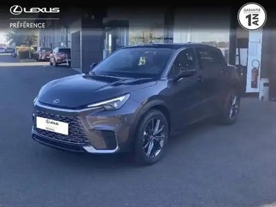 Gris de payne métallisé Occasion 2025 Lexus LBX SUV | 34 900 € (Prix juste)